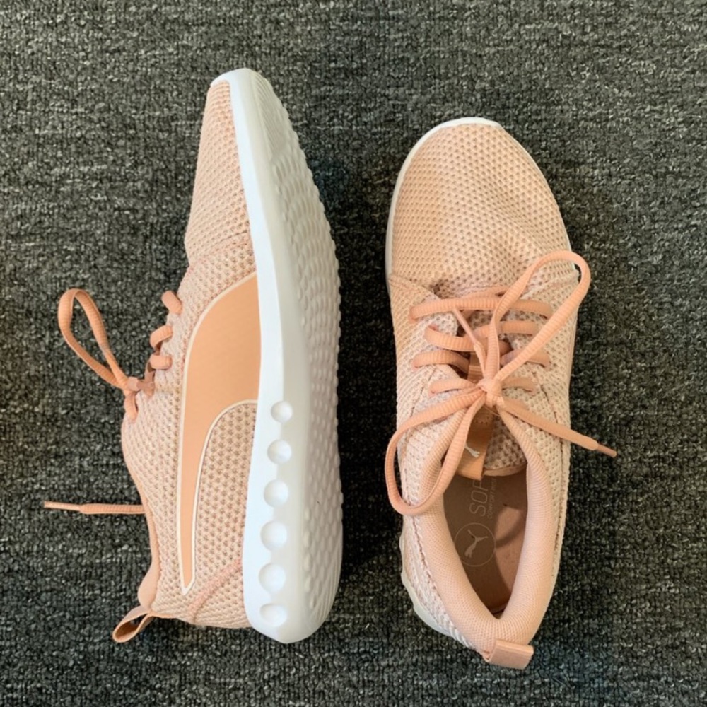Puma Sneakers